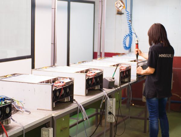 Fabricación y montaje de cuadros eléctricos