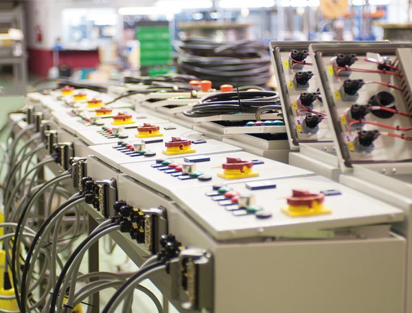 Fabricación y montaje de cuadros eléctricos